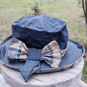 Barbour  Vintage Kids Hat with Plaid Bow